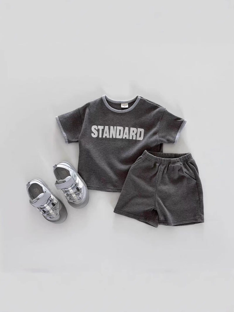 Round Neck Short-sleeved Shorts With English Children's Suit