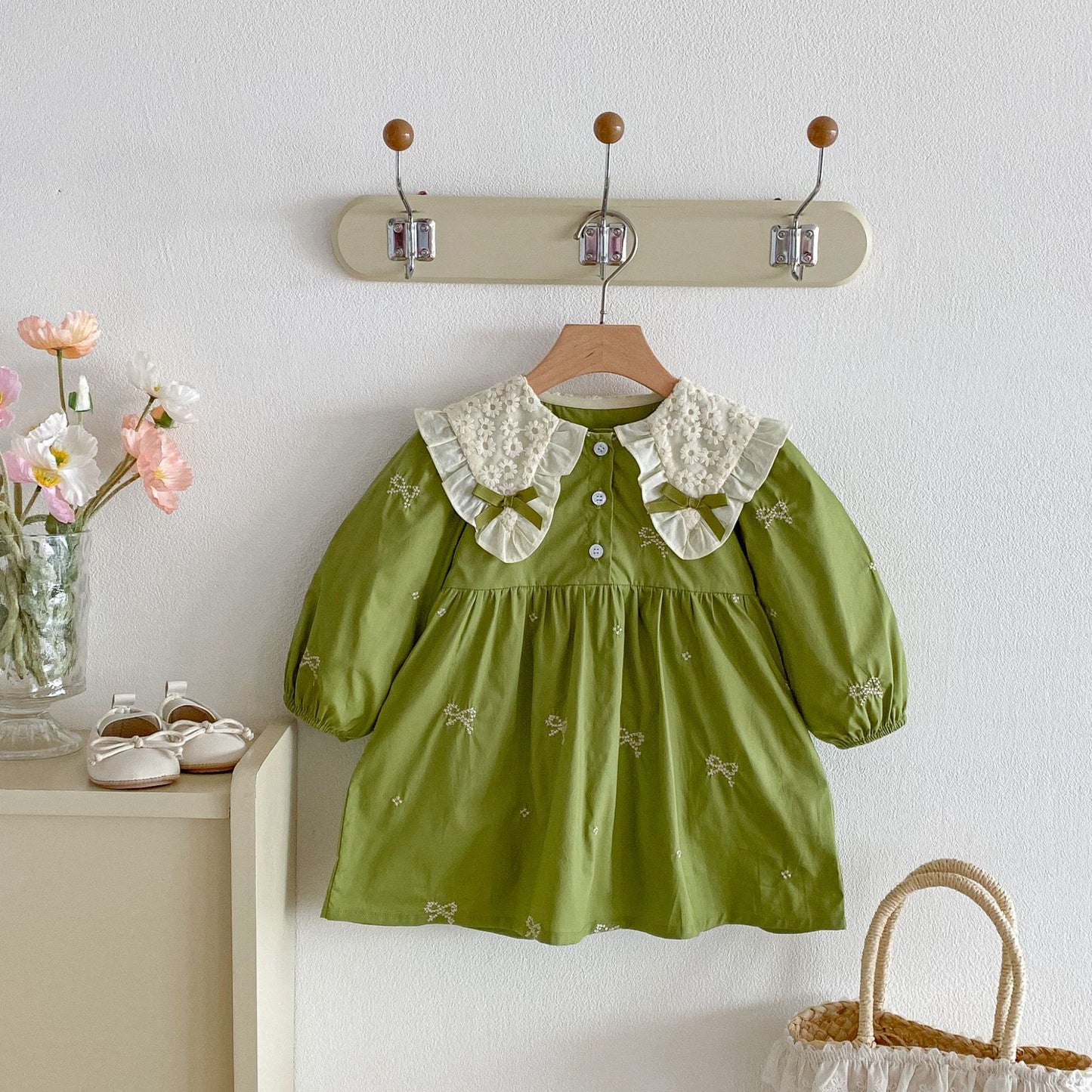 Children's Style Long Sleeve Bowknot Embroidered Princess Children's Dress