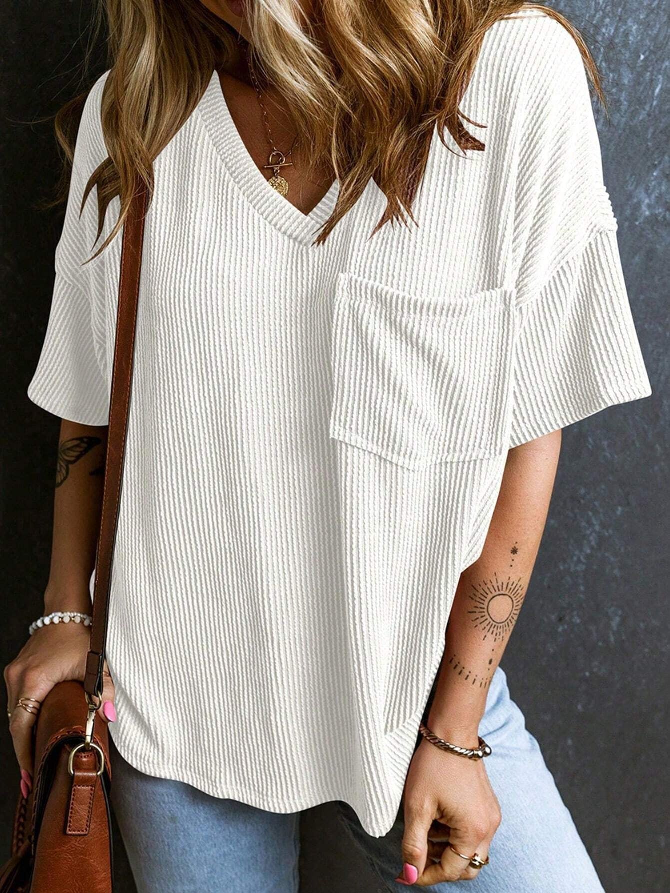 Women's Fashionable Two-color Twisted Pullover Short-sleeved For Women's T-shirt