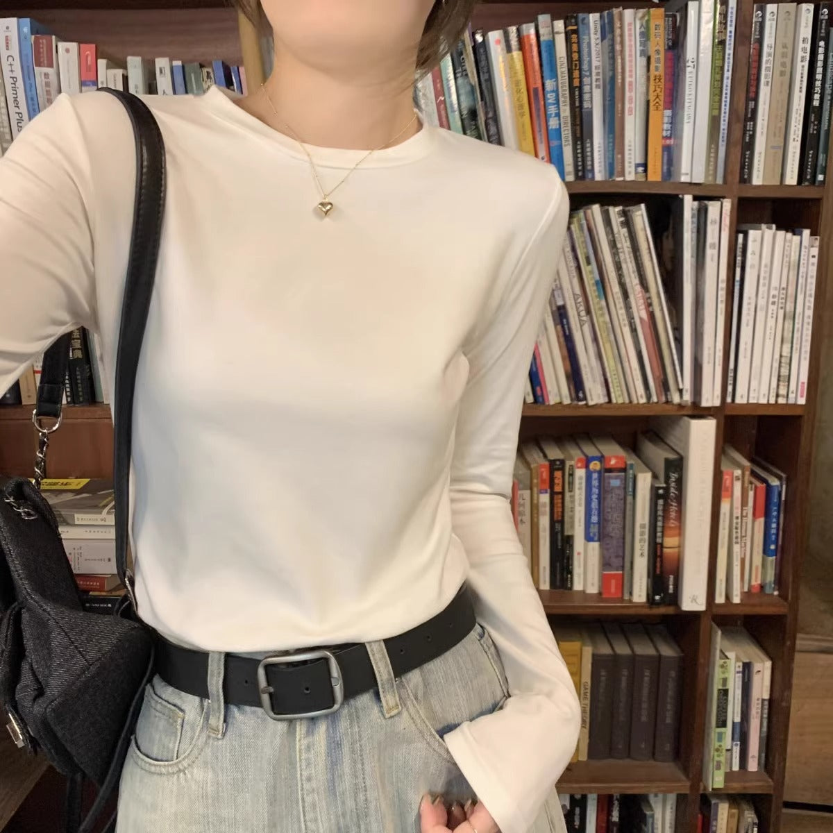 Women's Slim Fit Slimming Inner Basic Style Collar Solid Color Bottoming Women's T-shirt