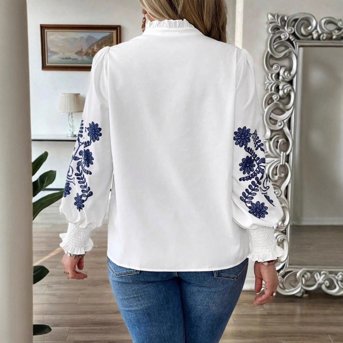 Women's Digital Printing Sleeves Smocking Details Fashionable Tops