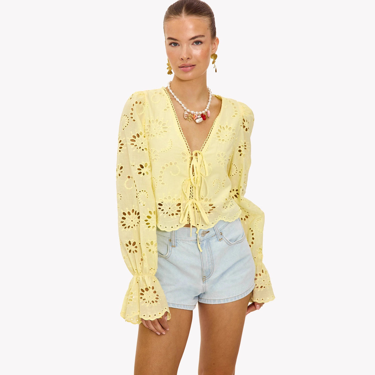 Women's Autumn Leisure Vacation Loose Solid Color Hollow Blouse