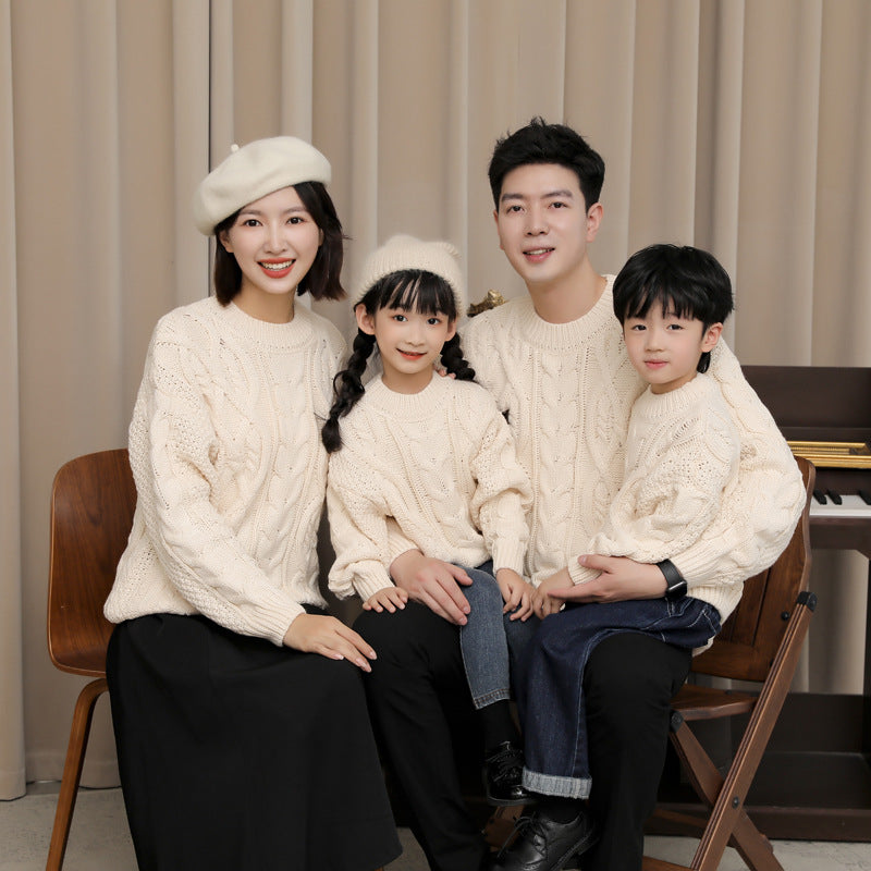 Of Three Or Four Portrait Clothes For Parent-child Outfit