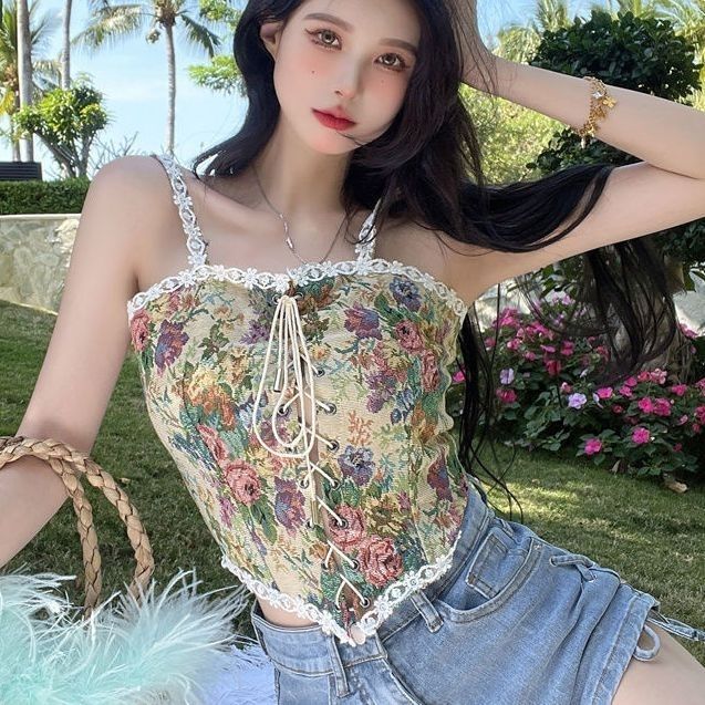 Women's Vintage Floral Camisole Fashionable Outer Wear Jacquard Embroidery Shorts