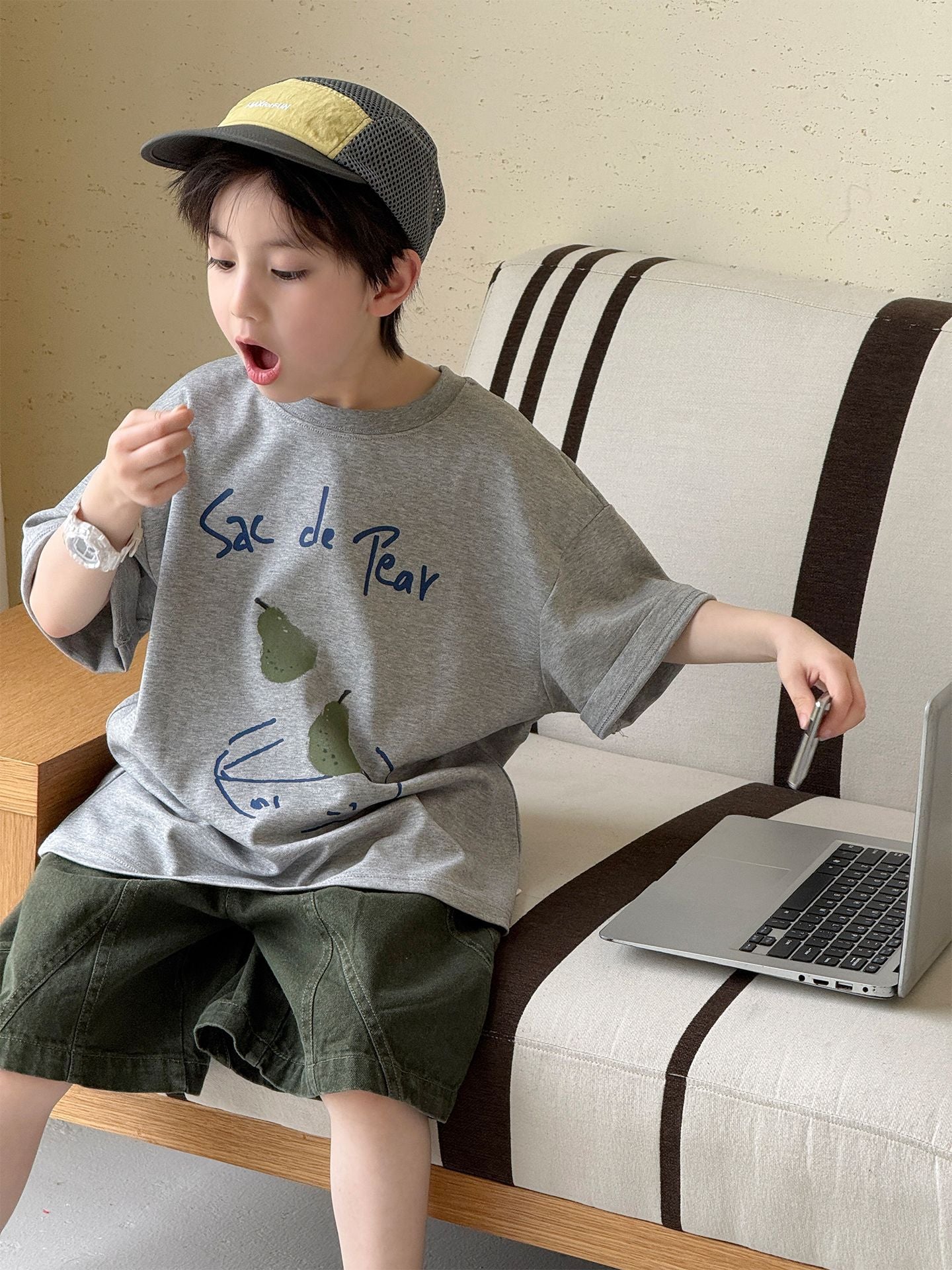 Children's Summer Clothes Boys Korean Style Pear Letter Printed Round Neck Children's T-shirt