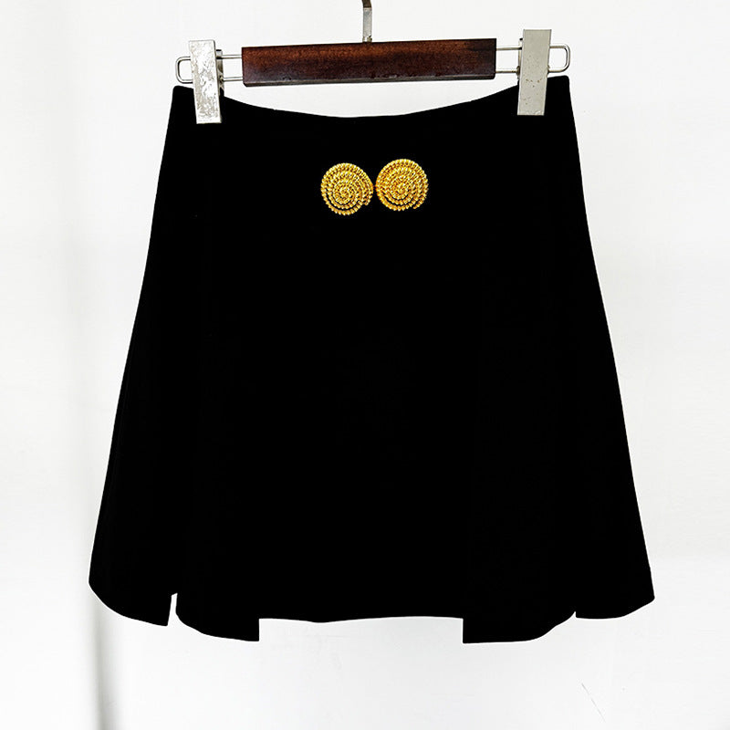 Fashion Large Metal Buckle Decorative Pleated Skirt