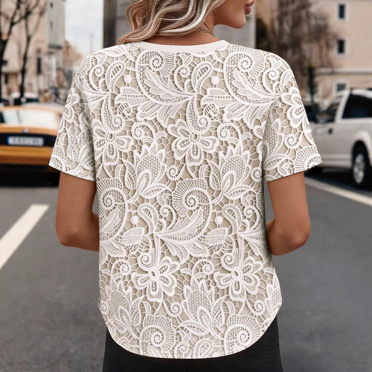 Women's Retro Imitation Lace Printed Short-sleeved Fashion Tops