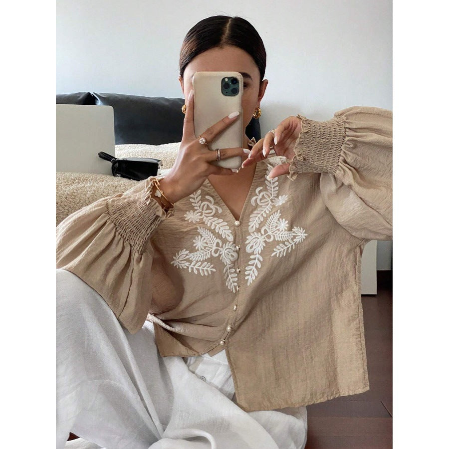 Women's Autumn Embroidered Floral Button Long Sleeve Blouse