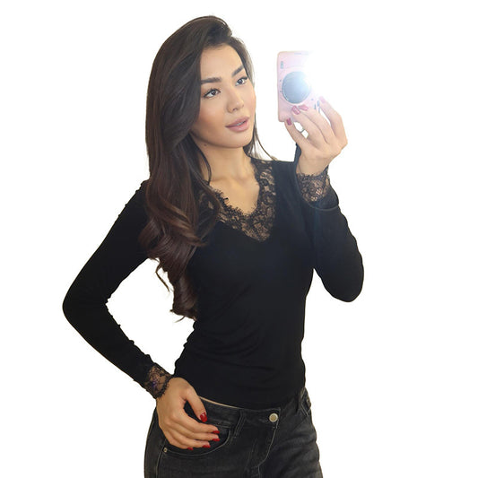 Stylish Women's Long Sleeve Lace Patchwork Women's T-shirt
