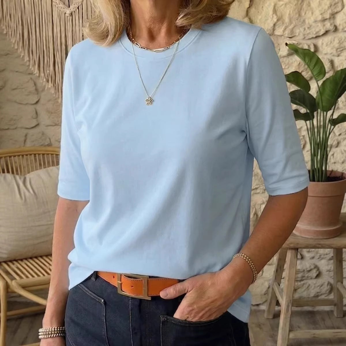 Women's Casual Round Neck Shoulder Half Sleeve Women's T-shirt