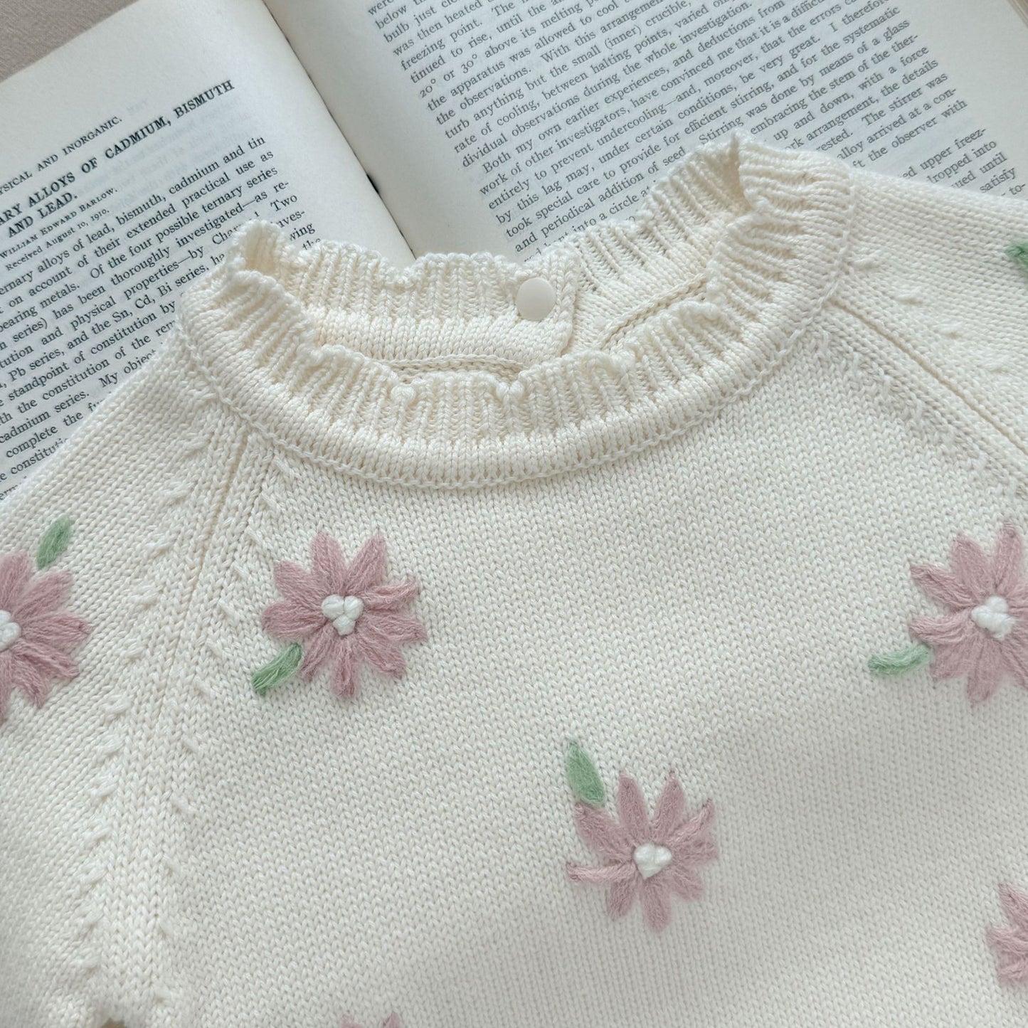 Knitted One-piece Romper Cotton Handmade Embroidery Daisy Jumpsuit, Climbing Suit