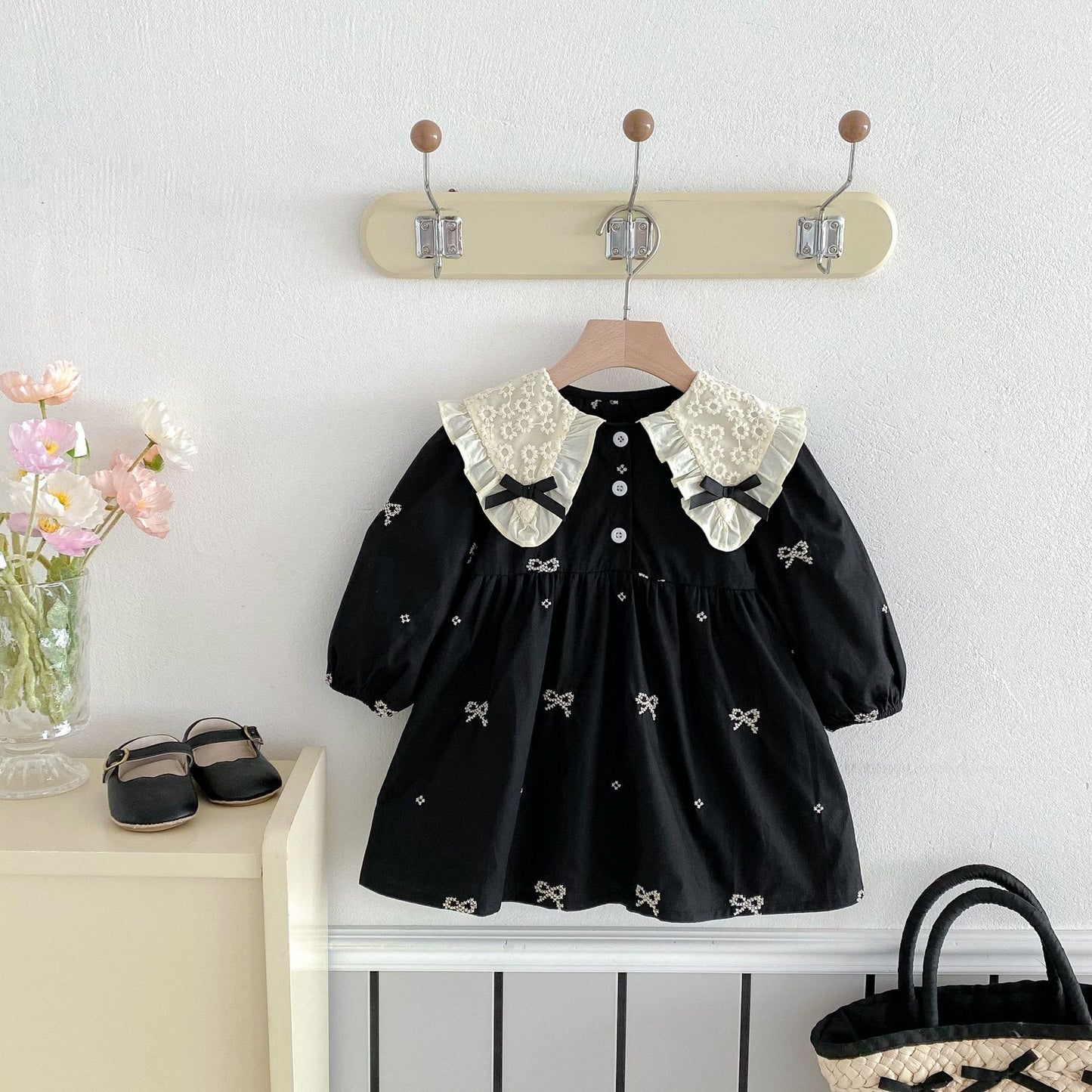 Children's Style Long Sleeve Bowknot Embroidered Princess Children's Dress