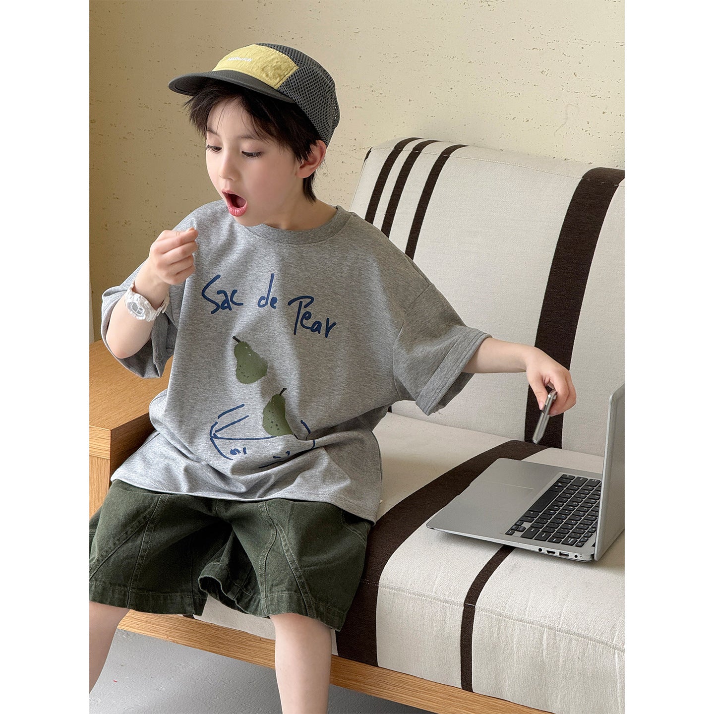 Children's Summer Clothes Boys Korean Style Pear Letter Printed Round Neck Children's T-shirt