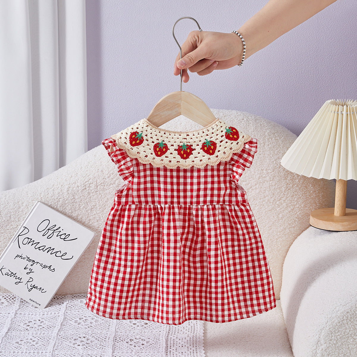 Children's Autumn Plaid Korean Style Sleeveless Strawberry Lace Children's Dress